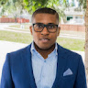 Meet your Posher, Uche